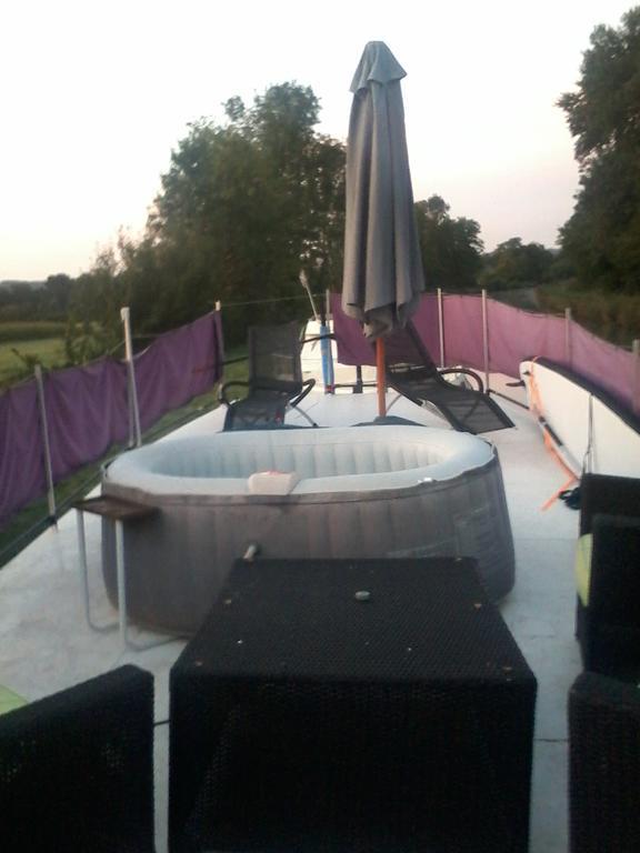 Bateau houseboat camille Hotel Donchery Exterior foto